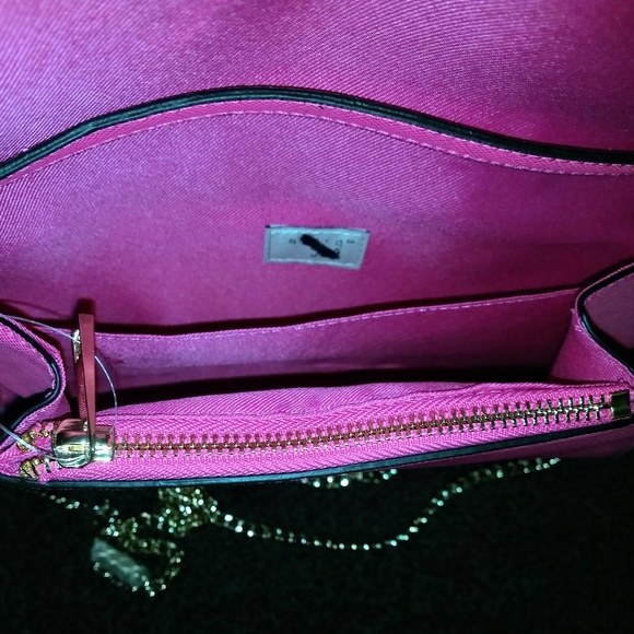 New Fuchsia Clutch Purse W/ Chain Pink Crossbody - Picture 3 of 3
